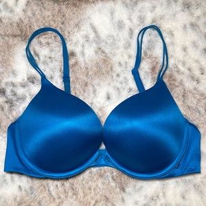 😍✨Victoria’s Secret Very Sexy Push-Up Bra Size 34C